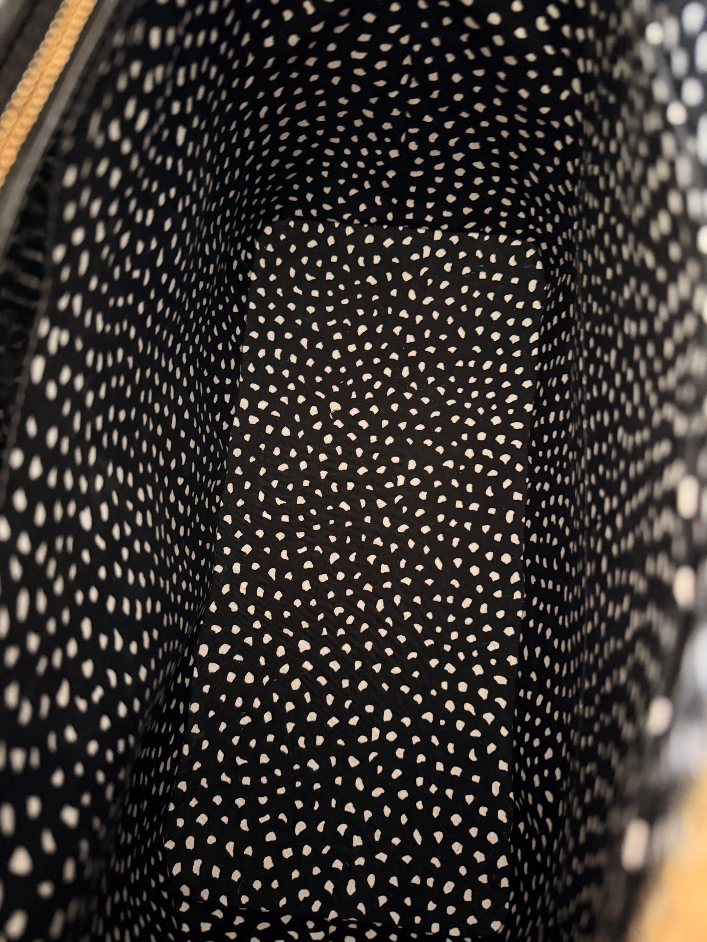 RARE COLLECTOR LIMITED EDITION Louis Vuitton x Yayoi Kusama, Polka Dot Lockit Bag