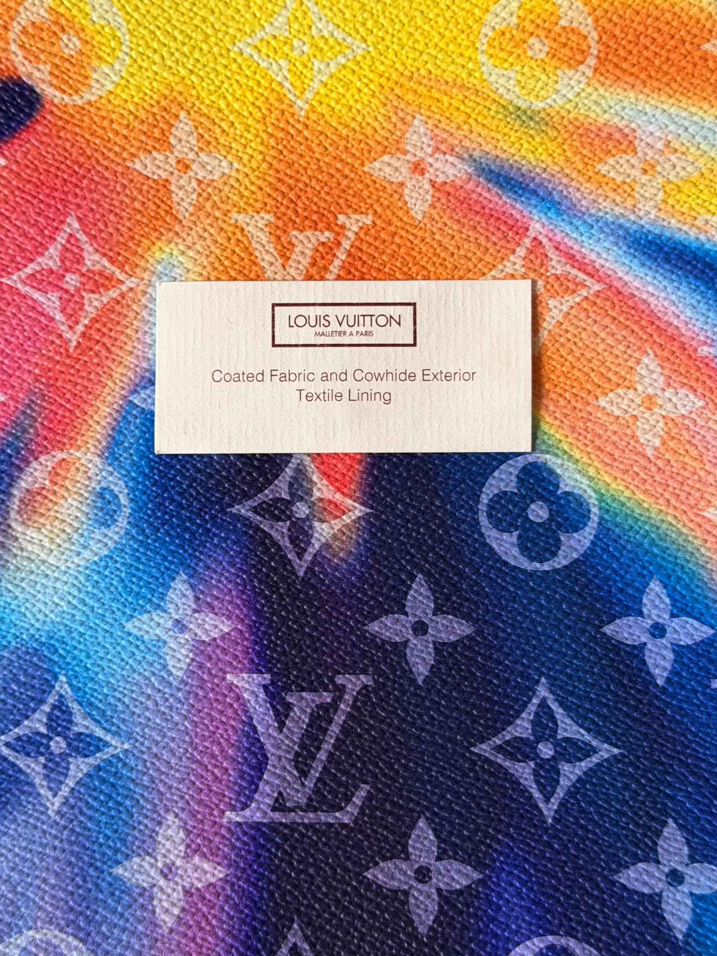 Louis Vuitton Monogram Sunrise Multicolor Voyage Pochette MM Like-New