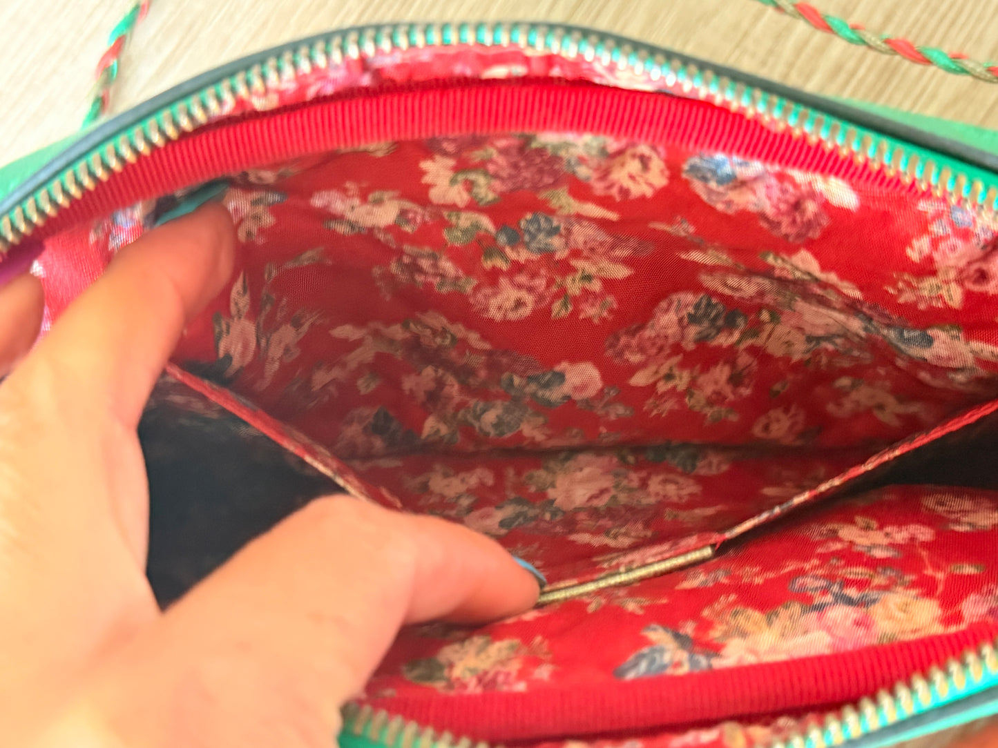 Gucci Green x Red x Gold Laminated Trapuntata Leather Braided Crossbody Bag