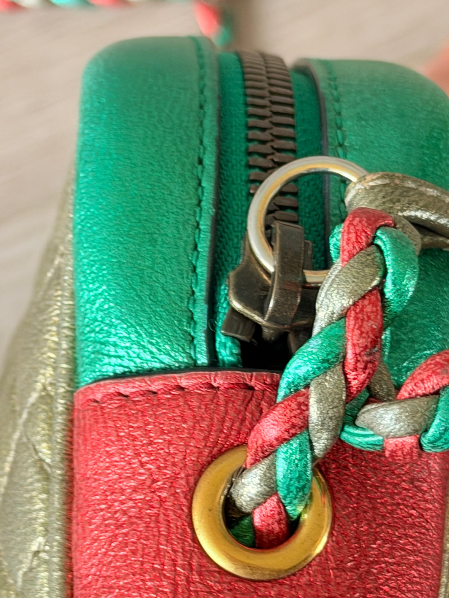 Gucci Green x Red x Gold Laminated Trapuntata Leather Braided Crossbody Bag
