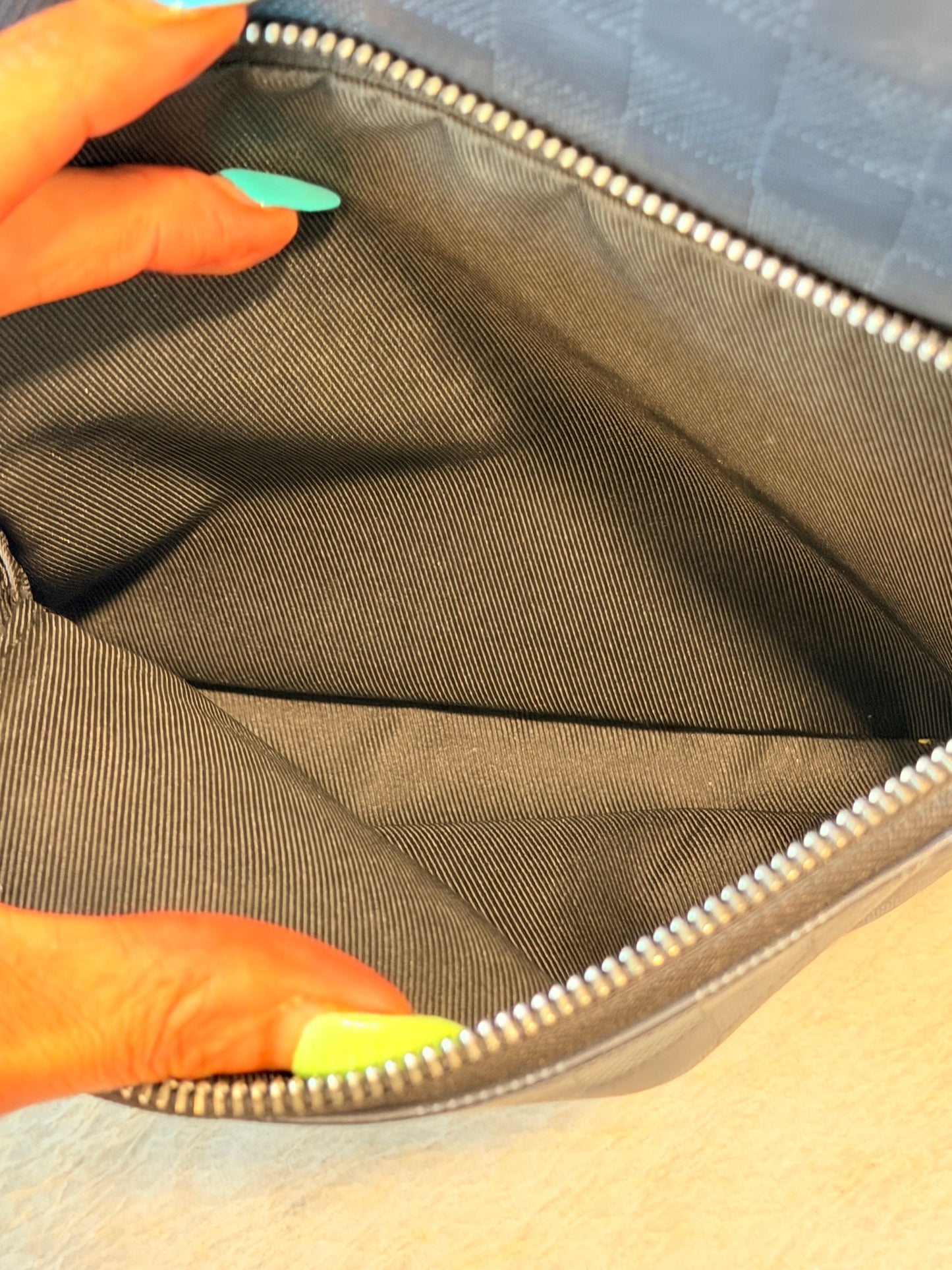 Louis Vuitton Avenue Sling Bag in Damier Graphite Canvas