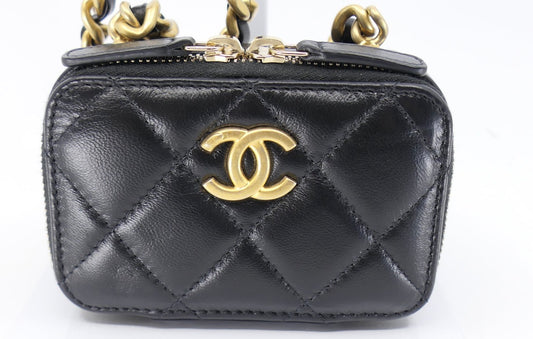 Chanel Zip Around Card Holder Crossbody