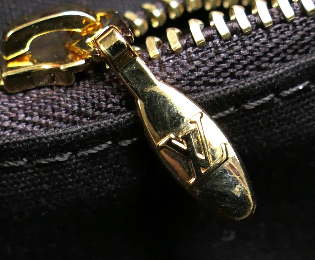 Louis Vuitton Bel Air Pochette Vernis