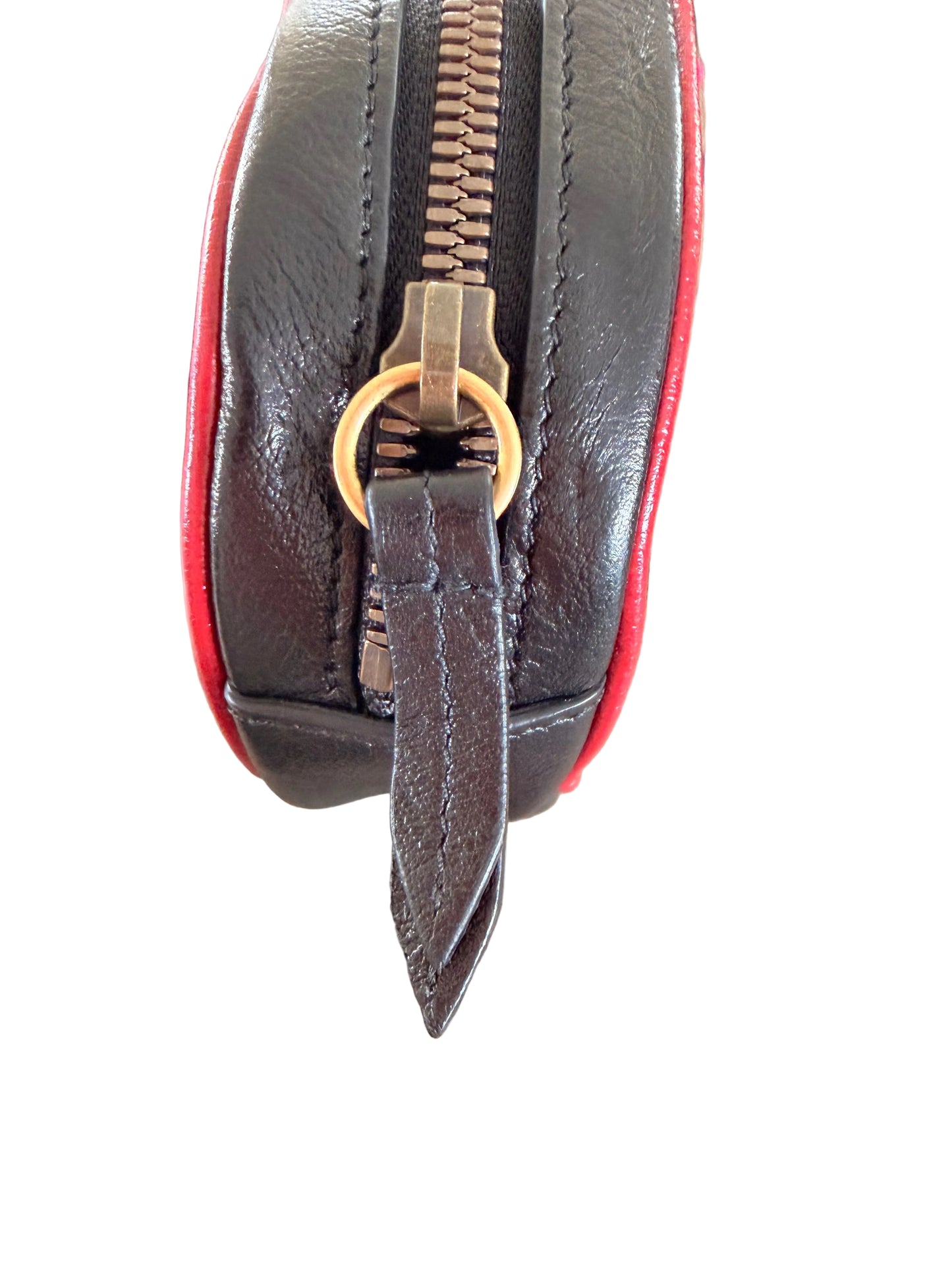 Gucci Black Matelassé Leather GG Marmont Belt Bag