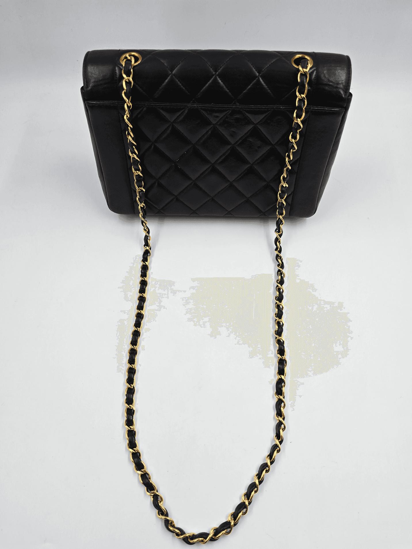Vintage Chanel Classic Flap Black Quilted Leather Flap Bag – Vintage Gold CC Turn Lock