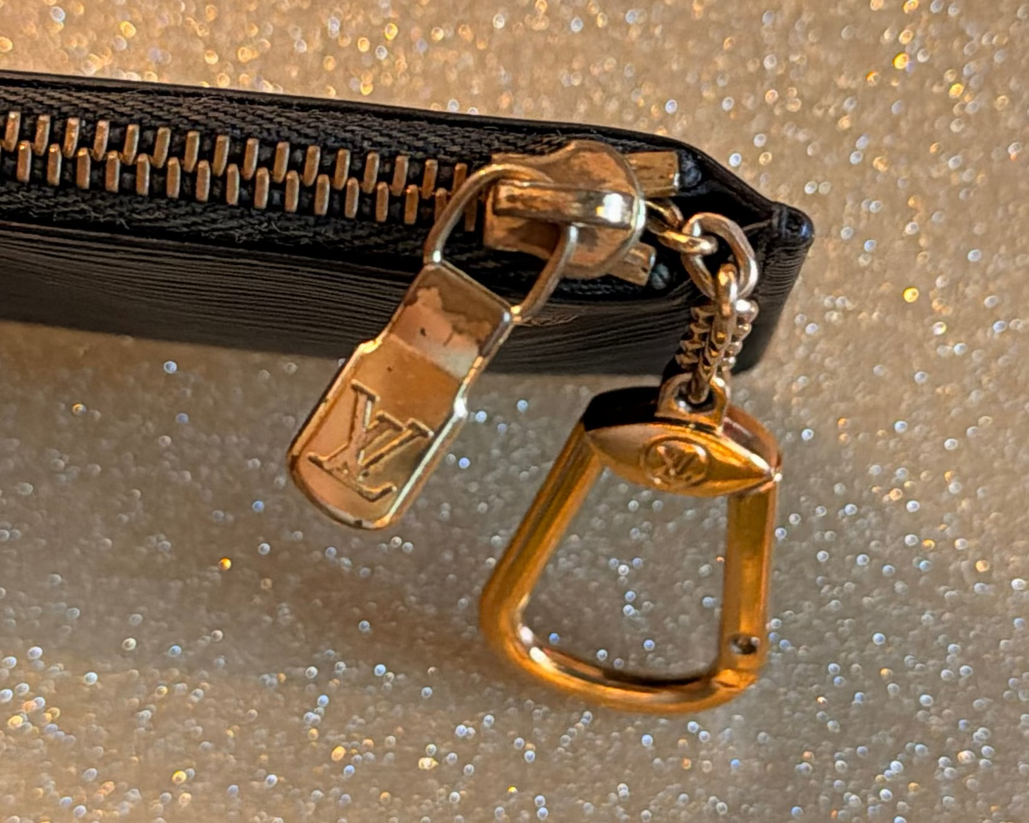 Louis Vuitton Black Epi Leather Key Pouch (Cles)