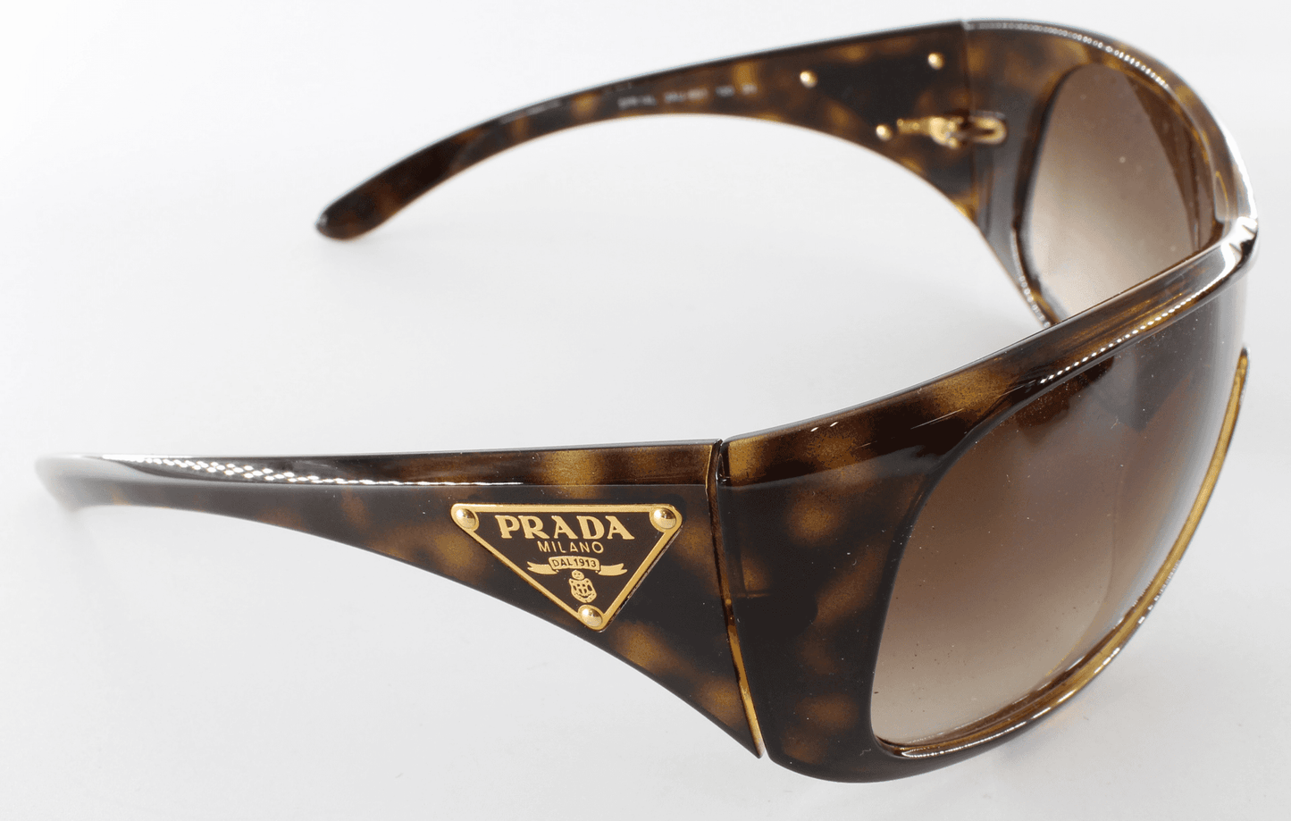 🖤 Prada Shield Sunglasses – SPR147 (Tortoiseshell)