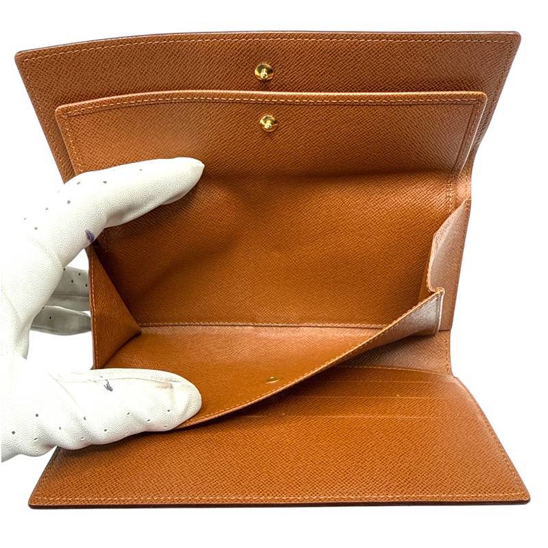 Louis Vuitton Monogram Sarah Wallet